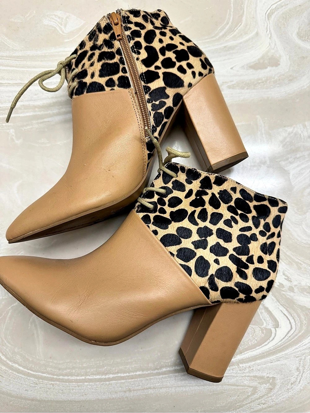 Seychelles Leopard Print calf hair Heeled Ankle Boots US 8